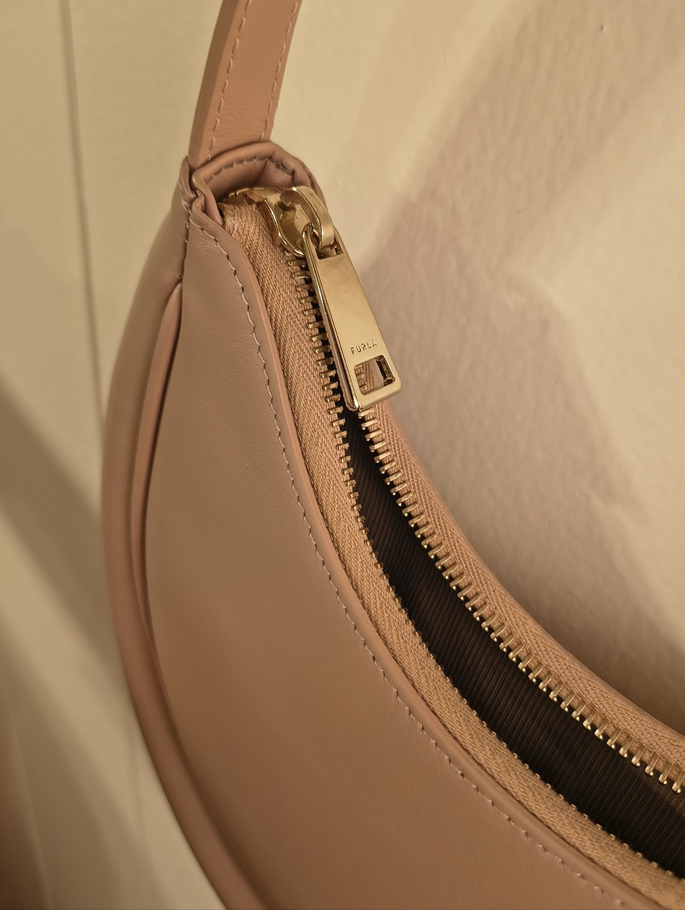 Furla Blush Nude Primavera Leather Crescent Shoulder Bag - Picture 5 of 6
